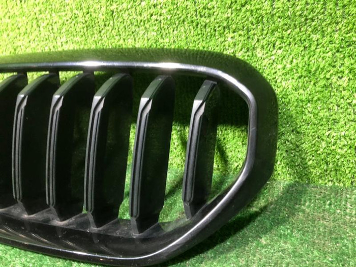 Решетка радиатора BMW 5er G30 (2020-2023)