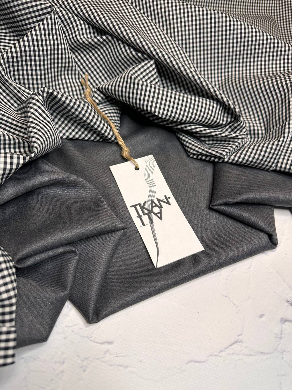 Костюмно-плательная смесовая однотонная поливискоза (64%полиэстер/33%вискоза/3%эластан, Светлый серый, 147, 285 гр/м2)