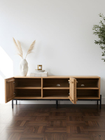 Тумба под телевизор Грувс, 135х42х51, напольная, с фасадами из массива дуба, Dipriz