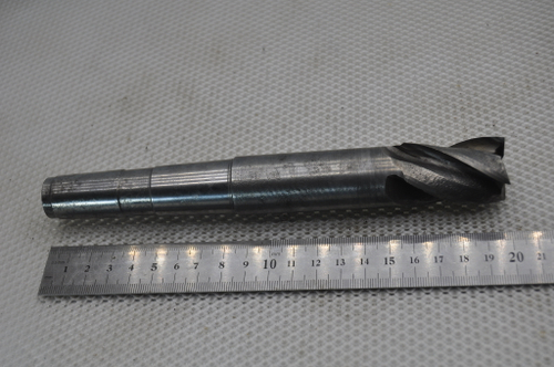 Фреза к/х 28х40х200 z=5 к/м3 Р6М5