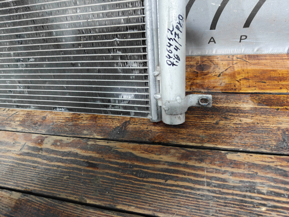 Радиатор кондиционера Chery Tiggo 7 Pro, Tiggo 4 Pro 20-нв Б/У Оригинал J428105010BA