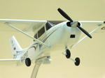 Модель самолета Cessna 172S (М1:32)