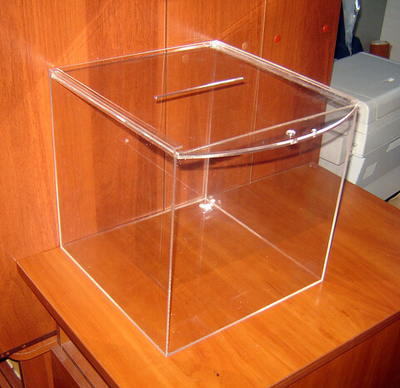 Ящик с замком под букет невесты 300х300х300