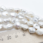 Жемчуг, размер около 8-10 мм, цена за 16-17 шт (1/2 нити)