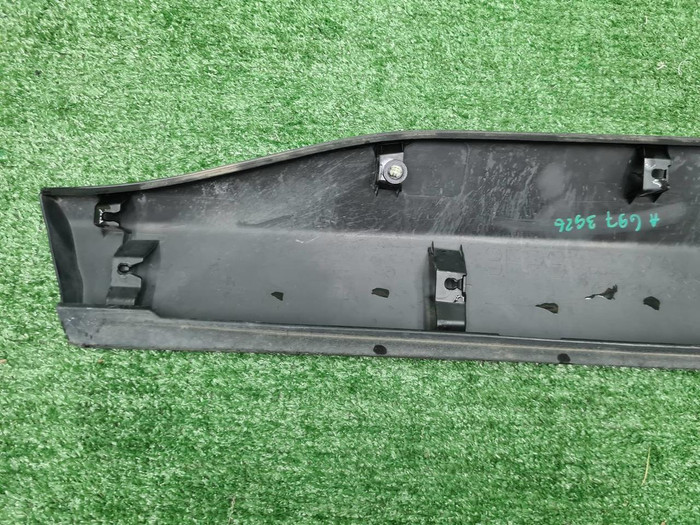 Накладка двери передняя Toyota RAV4 5 XA50 (18-нв)