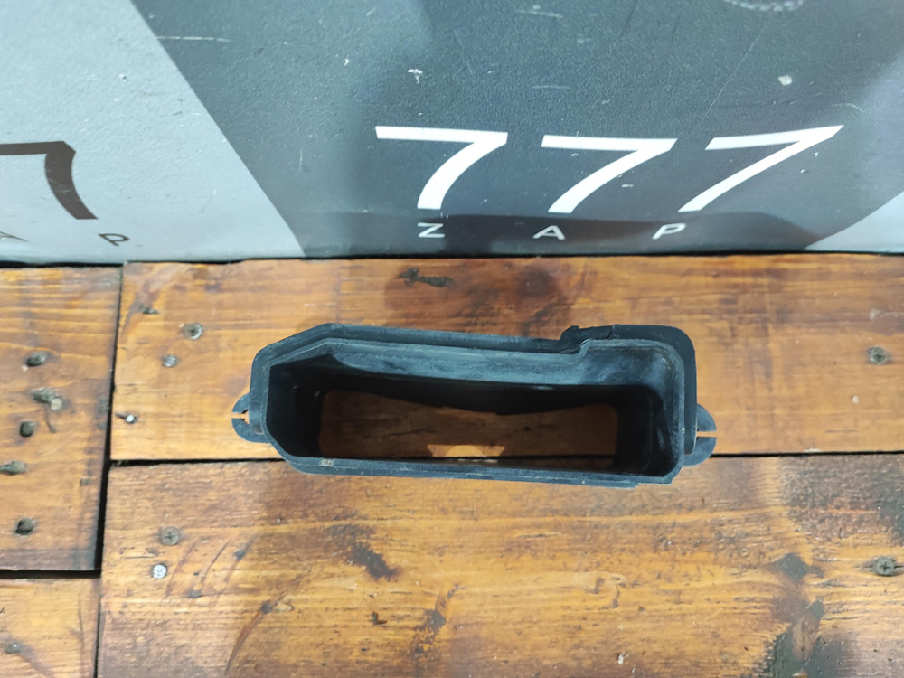 Воздуховод воздушного фильтра Solaris 2, Rio 4 Б/У Оригинал 28220h5200