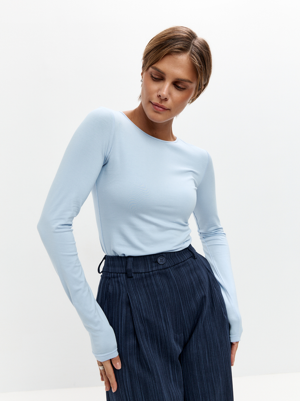 Лонгслив из вискозы Кейт небесно-голубого цвета