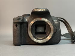 Canon EOS 700D 115.000 кадров
