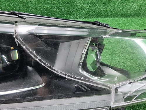 Битая Фара правая Kia K5 (2019-2023) LED