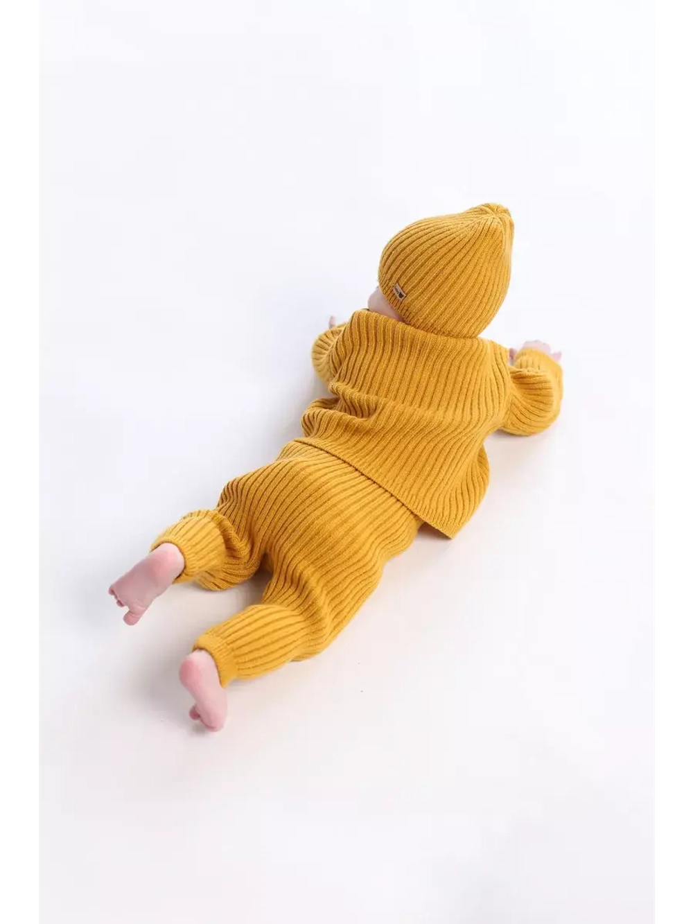 вязаный костюм для новорожденных