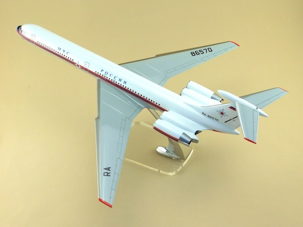 Модель самолета Ил-62М (М1:100, МЧС)
