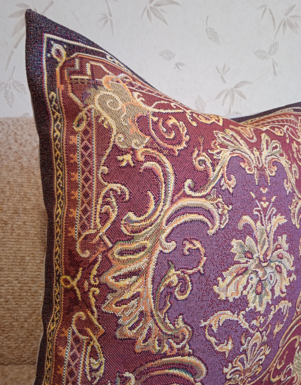 Декоративный гобеленовый чехол Елизавета 47х47