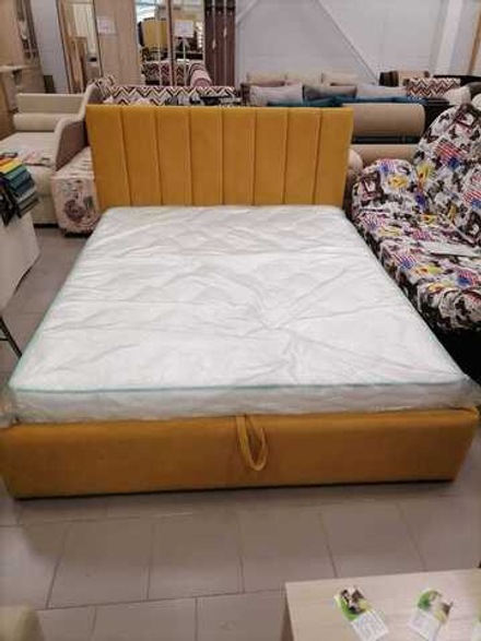 Интерьерная кровать с ПМ 160*200