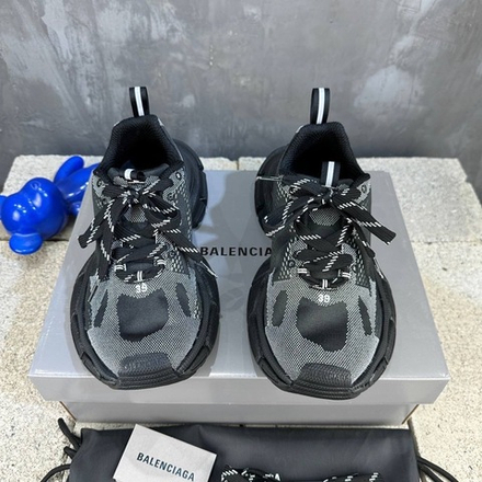 Кроссовки Balenciaga