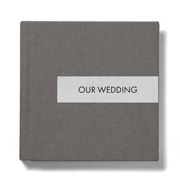 20x20 фотокнига с льняной обложкой "Grafit" с металлической плашкой
