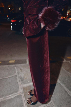 ZARA ШИРОКИЕ БРЮКИ ИЗ ВЕЛЬВЕТА, БУРГУНДИ