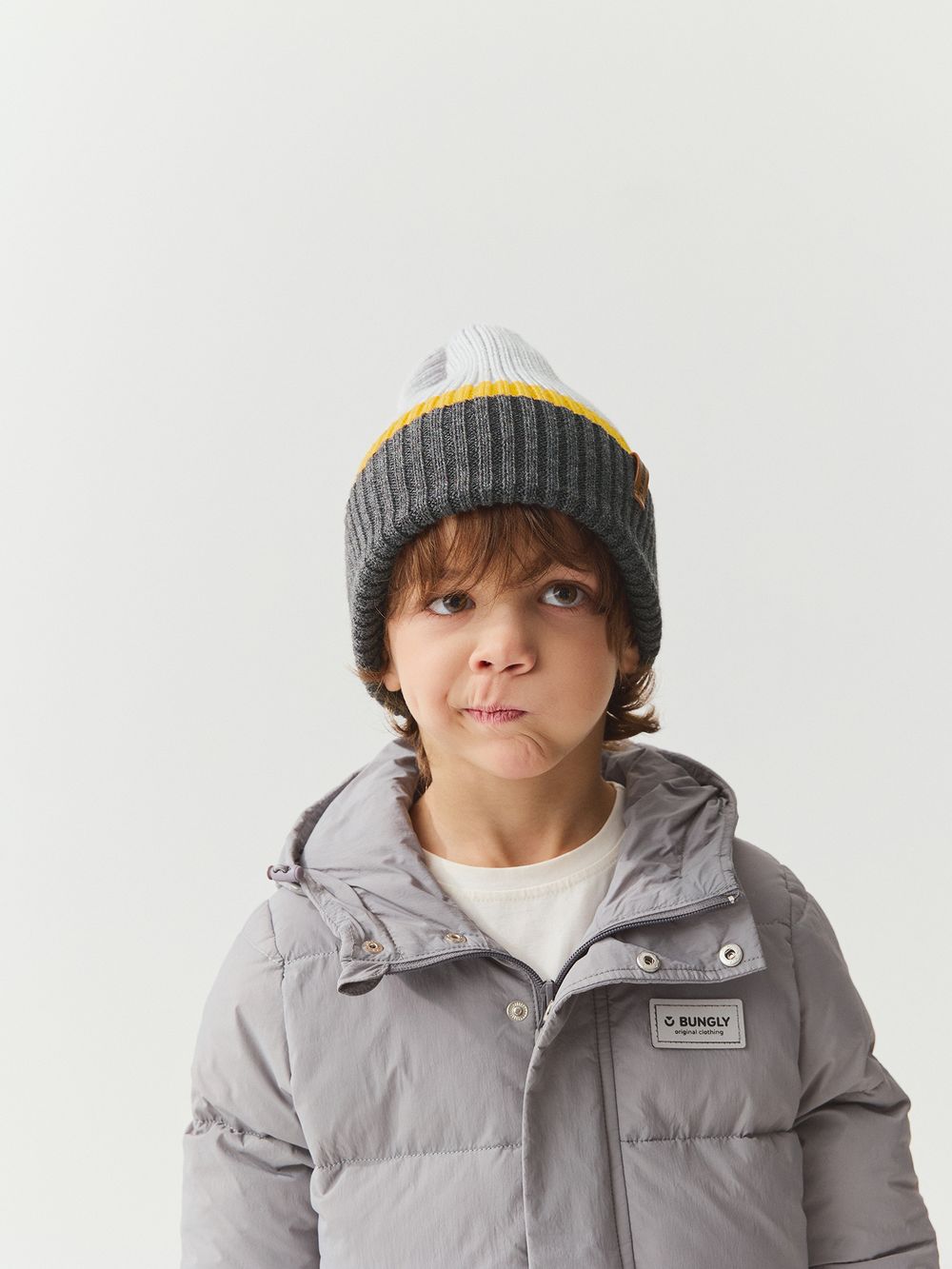 Шапка тыква из смесовой шерсти однослойная Колор блок "Серебро"