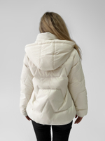 Куртка 108 на молнии с капюшоном и косыми карманами