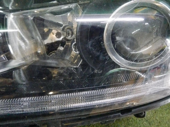 Битая Фара левая Hyundai Elantra 6 AD (2015-2019) ксенон