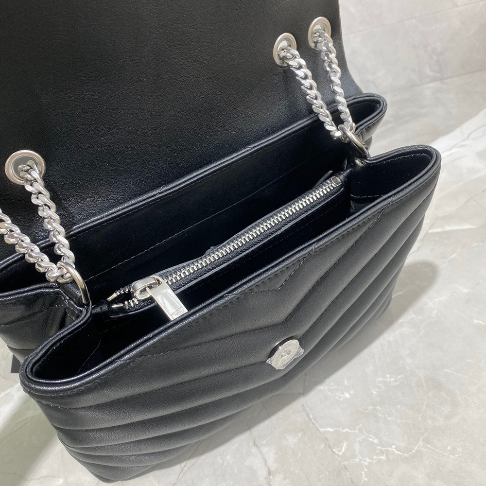 Saint Laurent Loulou 25 cm