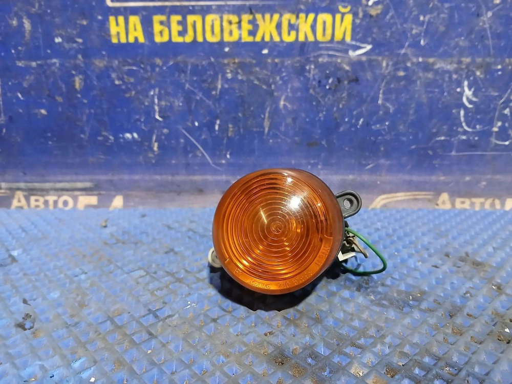 Повторитель в бампер правый TOYOTA CAMI 1999-2000