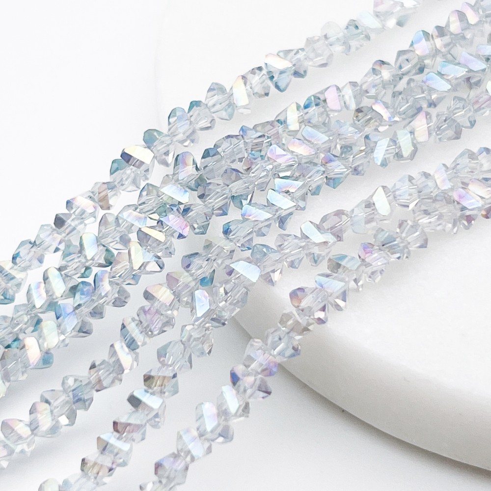 Бусина Треугольник, стекло, цвет серо-голубой АВ, размер около 3*4 мм, цена за нить 34 см