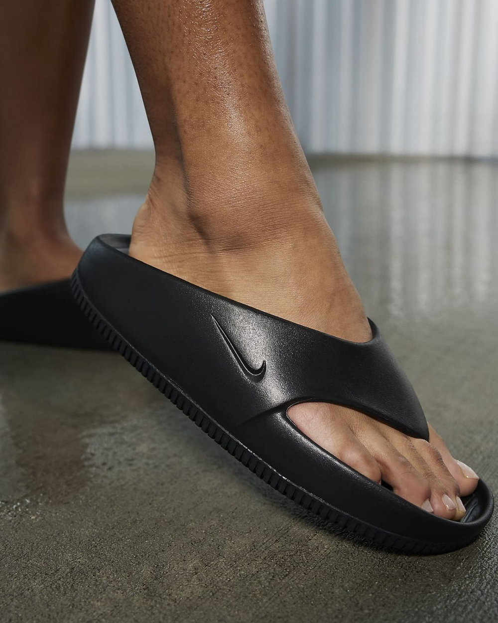 NIKE / Сланцы женские