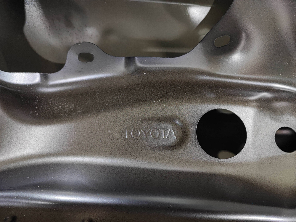 Крышка багажника Toyota Camry (XV50) 11-18 Б/У Оригинал 6440106C80