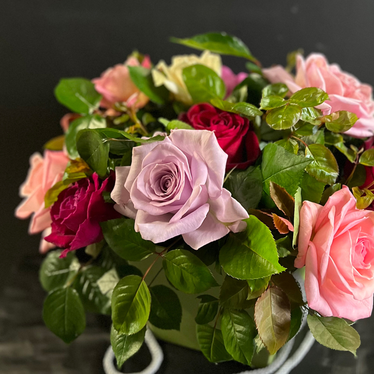 ❤️ Композиция ароматных роз — Ø ~ 25 см — в коробке — в день всех влюблённых у Феи