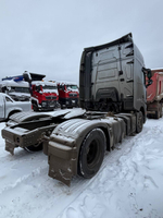 Shacman (Shaanxi) SX* 4x2 Седельный тягач SX4188YY381 (Дизельный, 12,5 л, 480 л.с., АТ)