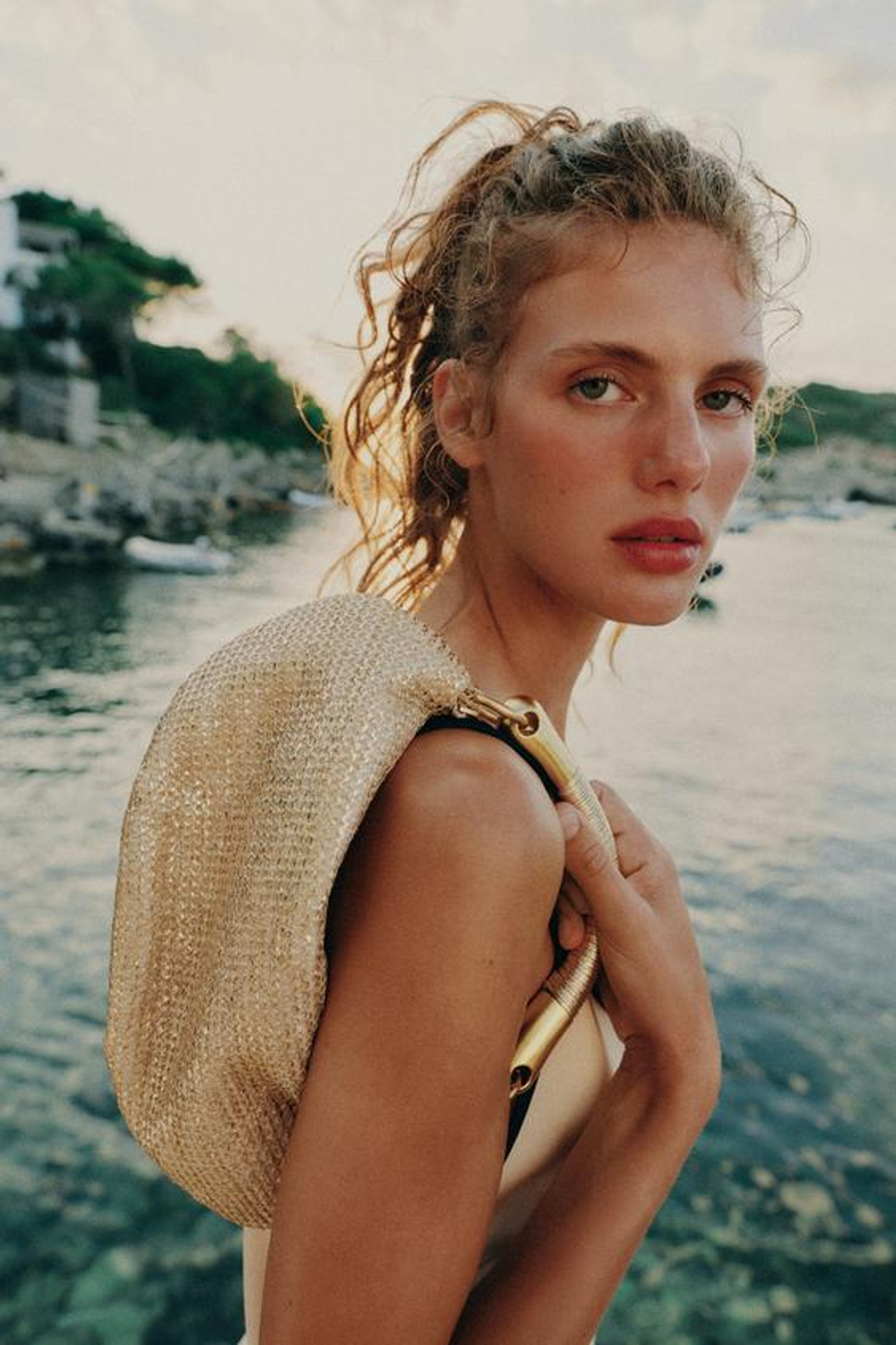 ZARA СУМКА С МЕТАЛЛИЧЕСКИМ БЛЕСКОМ, ЗОЛОТИСТЫЙ