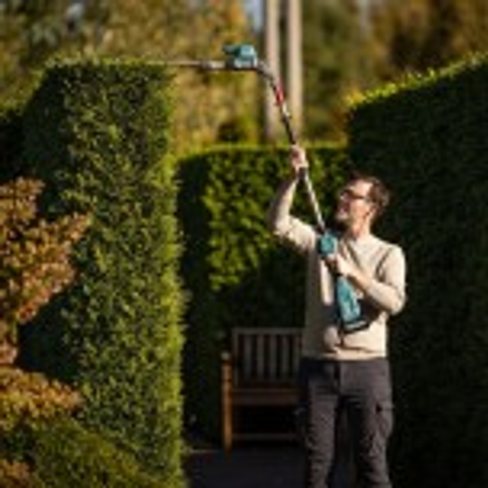 Высоторез MAKITA UN001GZ штанговый