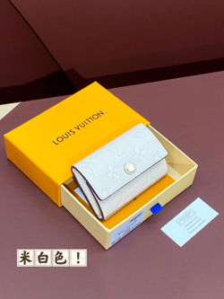 Louis Vuitton 6 Key Holder
