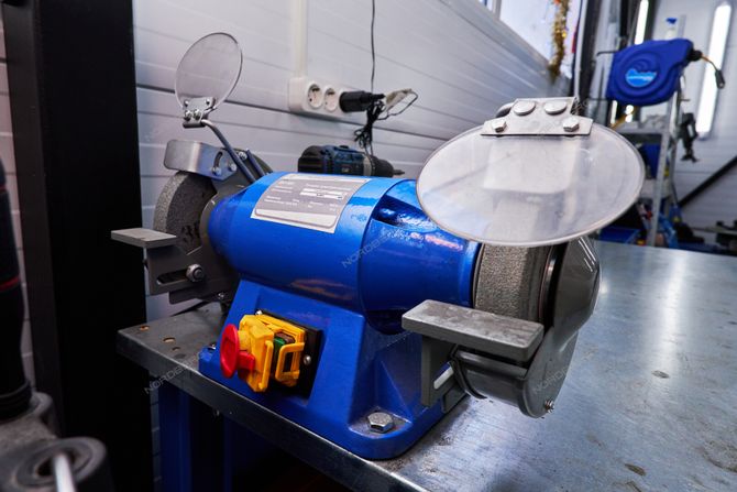 NORDBERG (EG1505) Заточной станок профессиональный, Ø 150 мм, 220 В