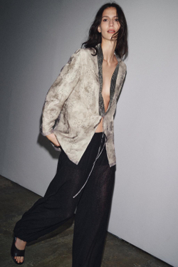 ZARA КИМОНО ИЗ ОРГАНЗЫ С ПРИНТОМ И БУСИНАМИ, СЕРО-КОРИЧНЕВЫЙ