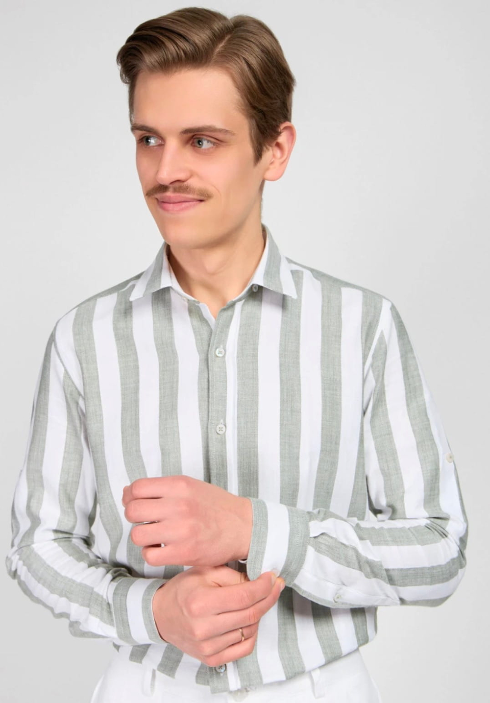 Мужская рубашка (белая с хаки) Л11