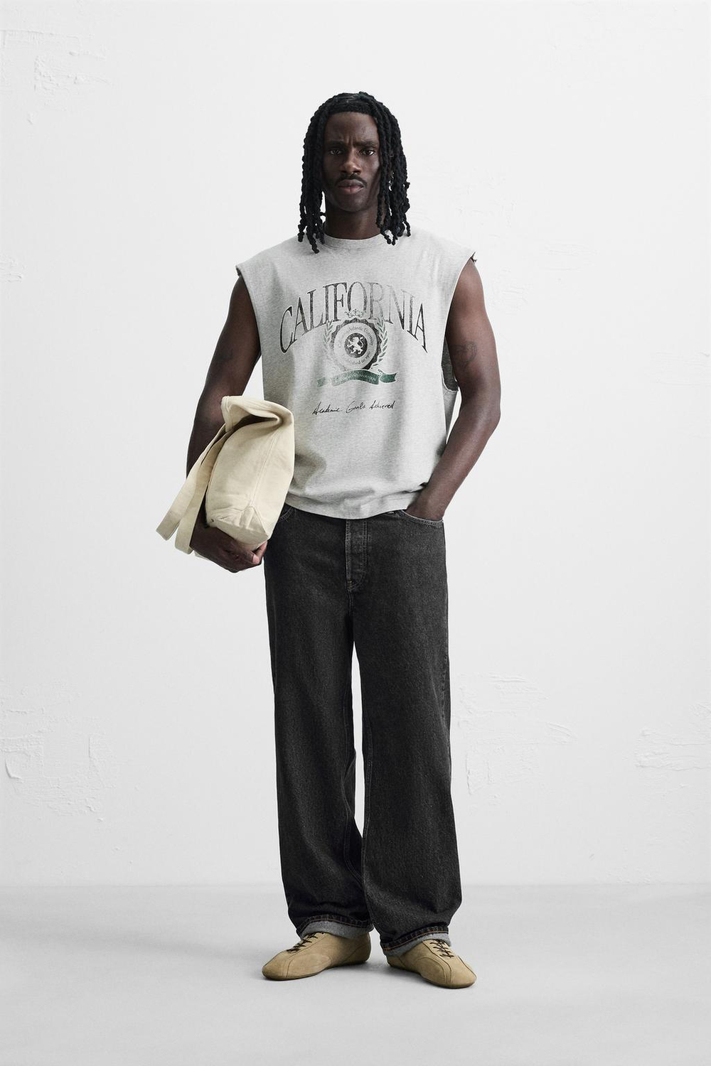 ZARA ФУТБОЛКА С ПРИНТОМ И ЭФФЕКТОМ ПОТЕРТОСТИ, СЕРЫЙ МЕЛАНЖ