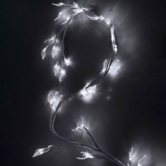 Светодиодная флористика Ветка с листьями 1.8 м., 220V, 48 холодных белых LED ламп, белый провод, Beauty Led (LC176L-B048A-28-W)