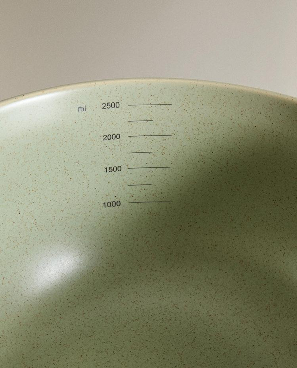 ZARA HOME КРУГЛАЯ КЕРАМИЧЕСКАЯ МИСКА ДЛЯ СМЕШИВАНИЯ, ЗЕЛЕНЫЙ