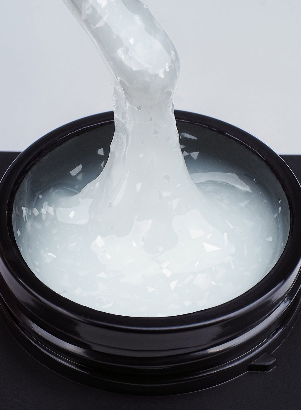 Monami Cloud Dancer Gel - Гель моделирующий молочный с хлопьями 03, 15 гр