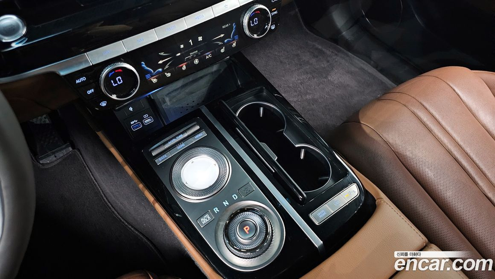 Genesis G80 (RG3) Бензин 2.5 Turbo 2WD (11.2020)