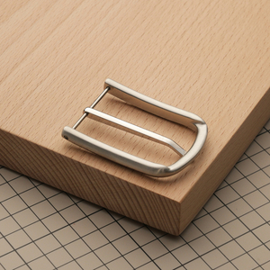 Ременная пряжка 35 мм из нержавеющей стали, цвет серебро // BGS