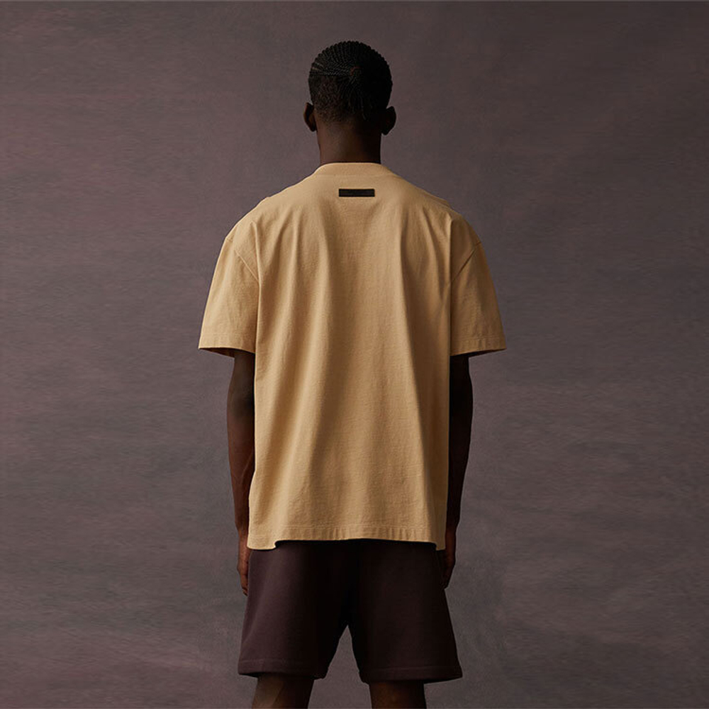 Футболка Fear of God Essentials Tee Sand, essential125BT222004F