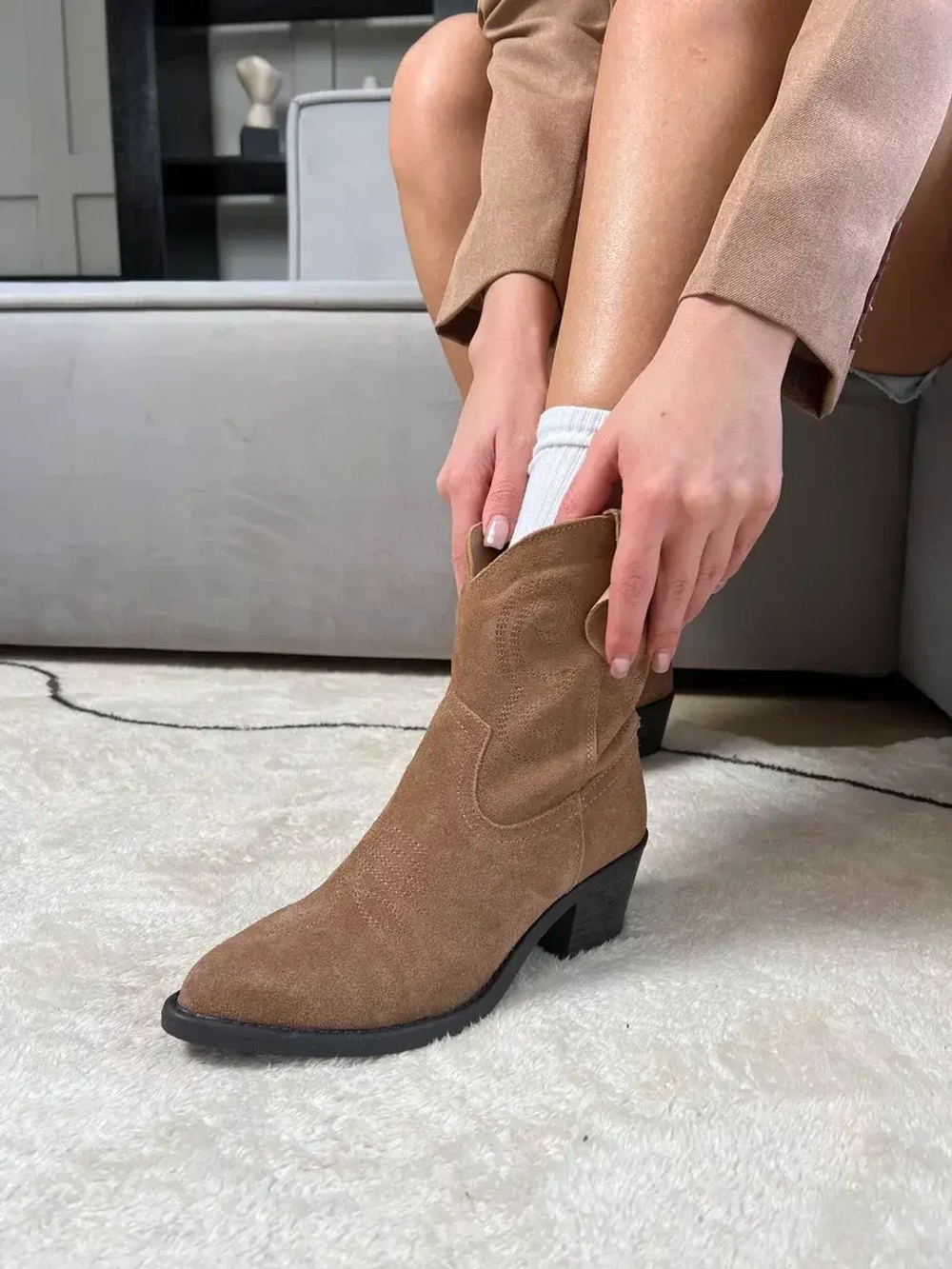 Шикарные казаки из натуральной замши