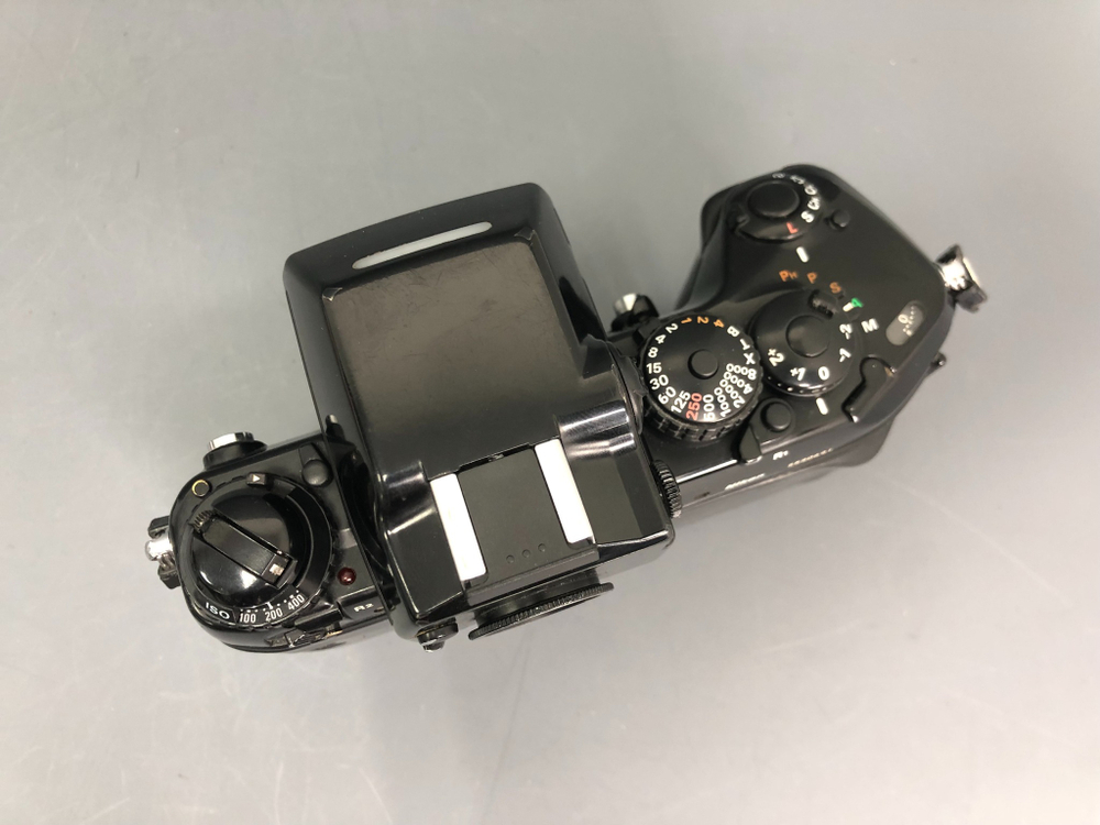 Nikon F4