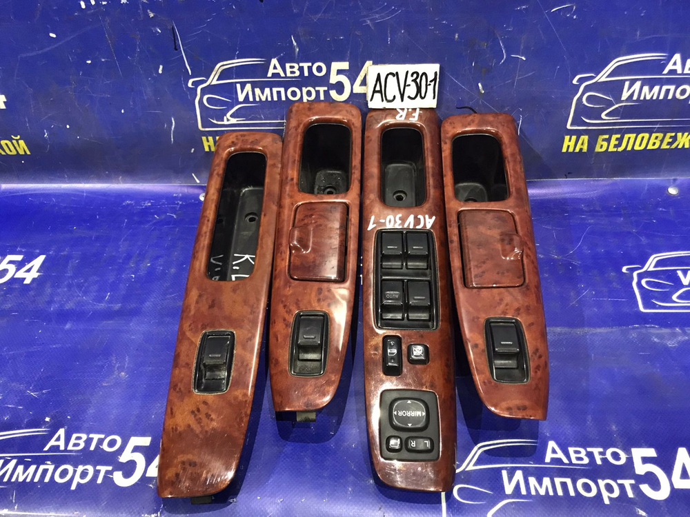 Блок управления стеклоподъемниками TOYOTA CAMRY 2002