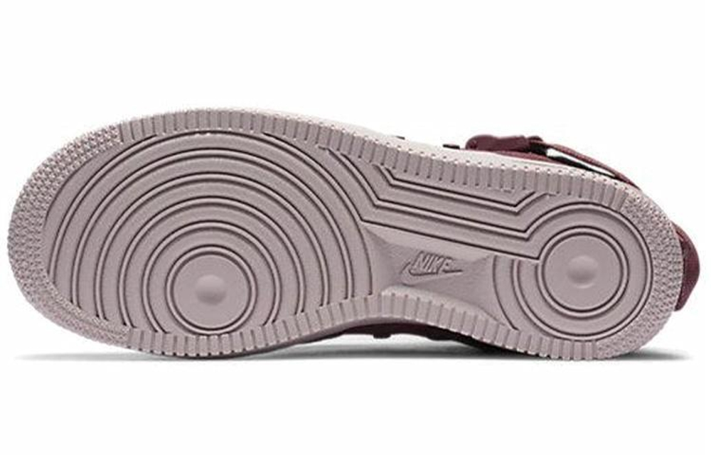Кроссовки Nike Air Force 1 (Женская размерная сетка)