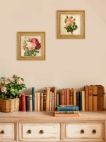 Картина настенная интерьерная в раме "под дерево" 26*26 см