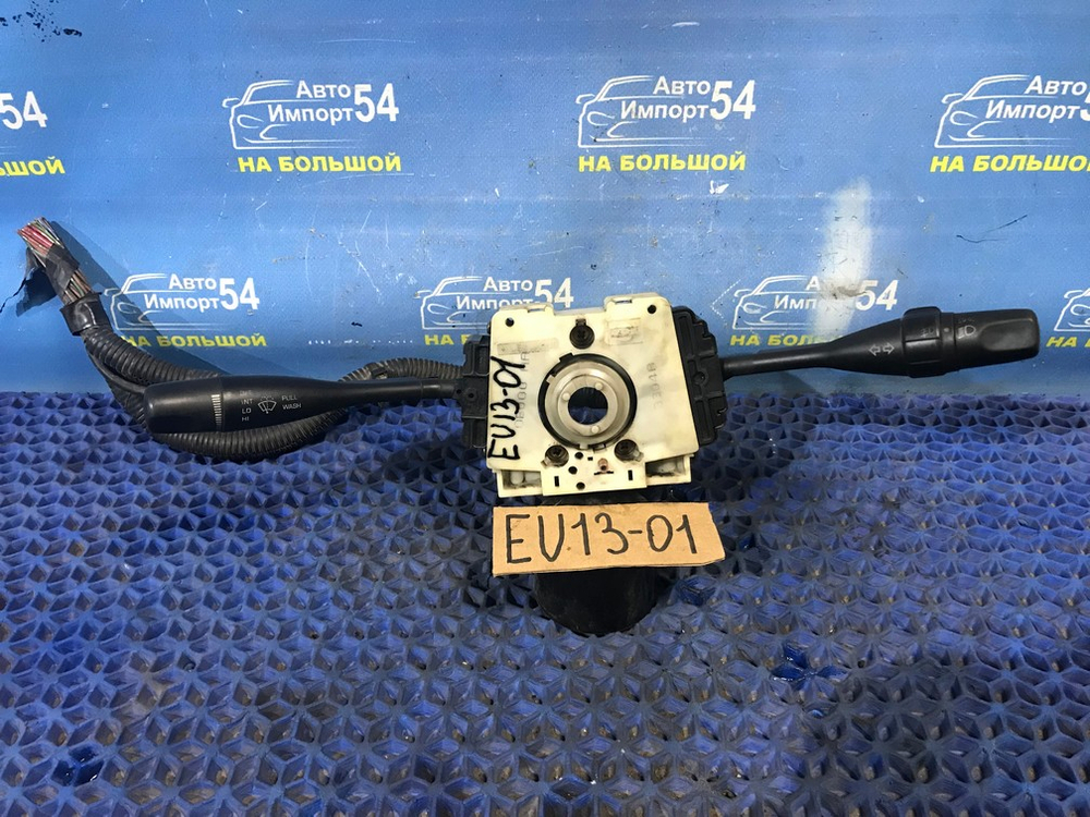 Переключатель подрулевой NISSAN BLUEBIRD 1993