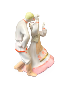 Фарфоровая статуэтка "Белорусский танец" ("Лявониха") Дулево